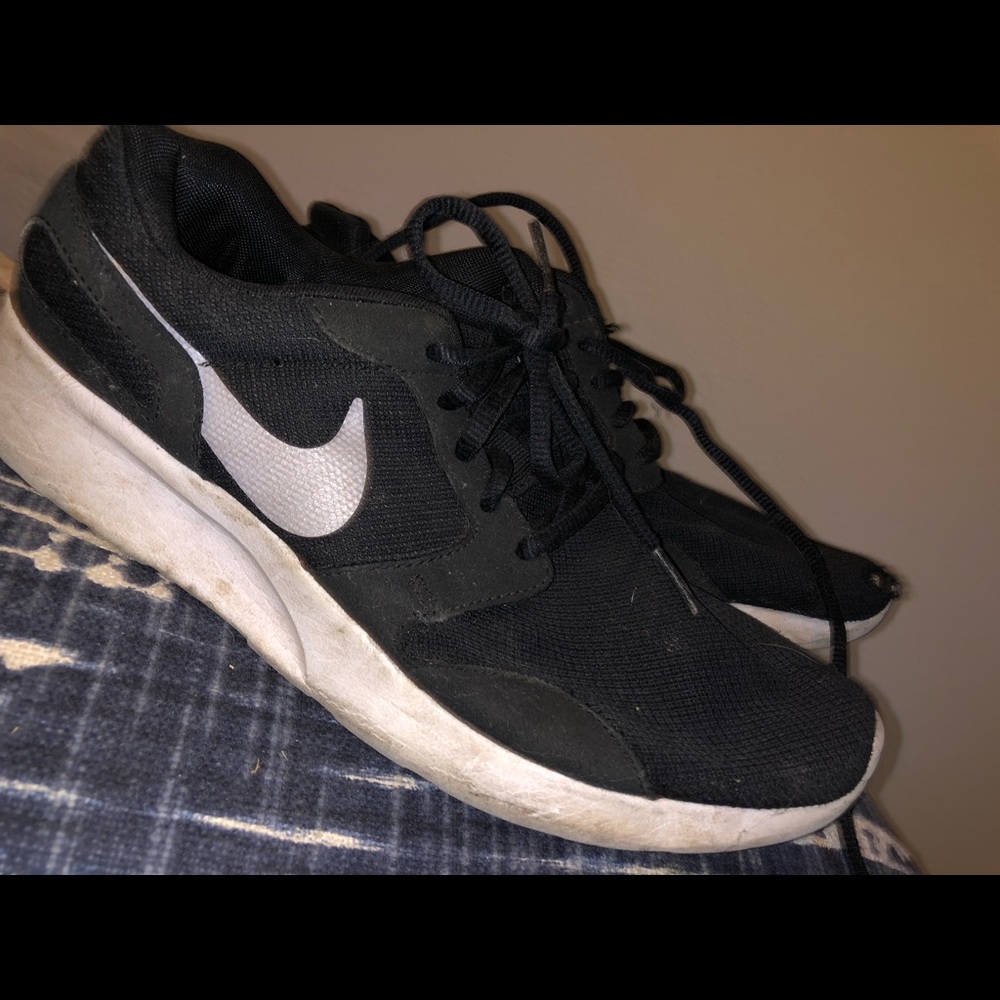 Nike workout shoe